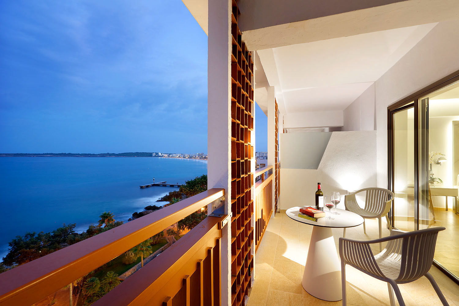 091_alta_CaleiaTalayotSpaHotel Suite Junior.jpg